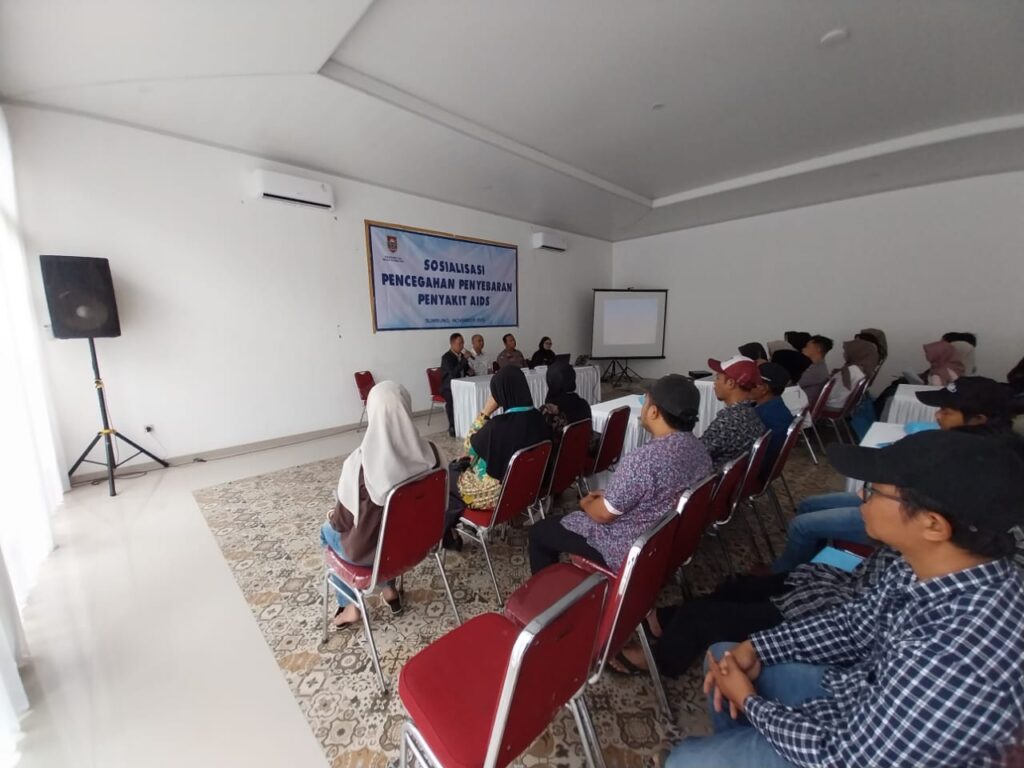 2025.11.22-Sosialisasi-DRPPA-Senthong-Jawi-6-1024x768 Promosi Kesehatan dan Sosialisasi Pencegahan AIDS